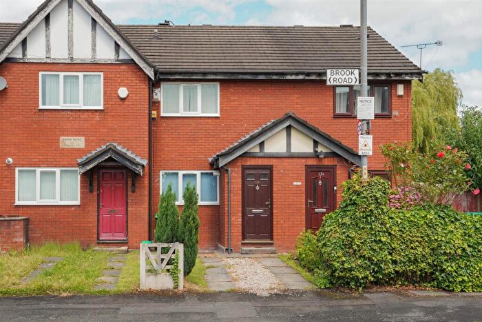 2 Bedroom Terraced House For Sale In Brook Road, Fallowfield, M14