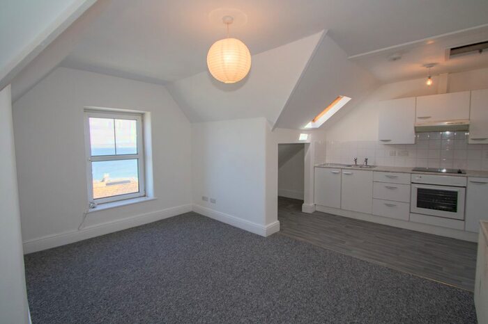 1 Bedroom Flat To Rent In Pednolver Terrace, St. Ives, TR26