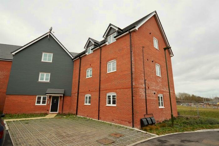 2 Bedroom Apartment To Rent In Ambassador House, Greenshank Drive, Chichester, PO20
