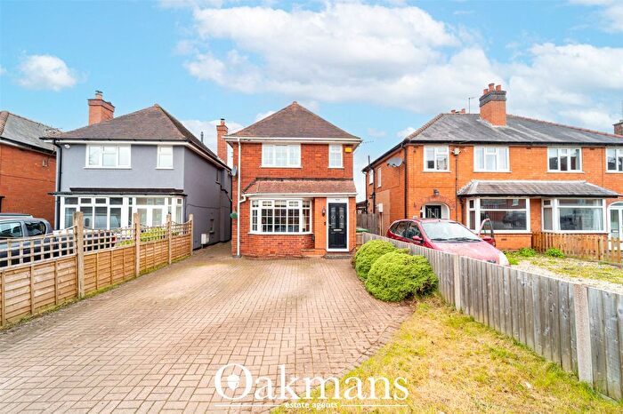 3 Bedroom Detached House For Sale In Evesham Road, Redditch, Worcestershire, B97