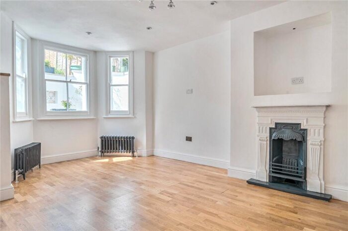 1 Bedroom Apartment For Sale In Devonshire Road, London, SE23