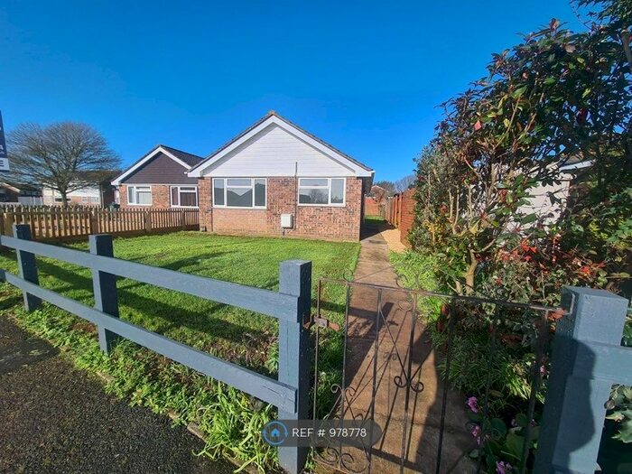 2 Bedroom Bungalow To Rent In Mead Vale, Weston-Super-Mare, BS22