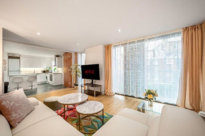 2 Bedroom Flat To Rent In Woodstock Street, Mayfair, W1C