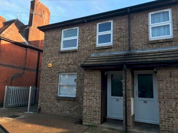 2 Bedroom Flat To Rent In Waterloo Road, Ipswich, Suffolk, IP1