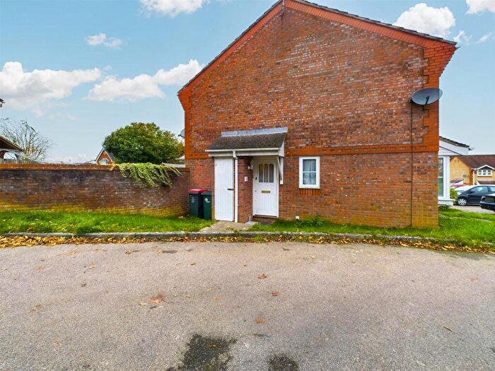 1 Bedroom Terraced House To Rent In Lyon Close, Maidenbower, RH10