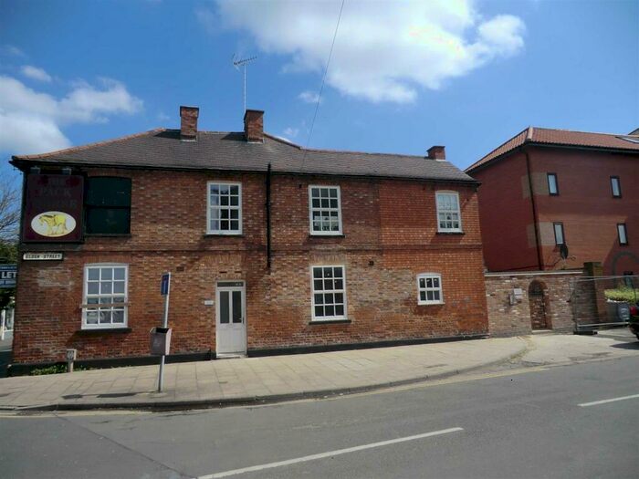 1 Bedroom Flat To Rent In Albert Street, Newark, NG24