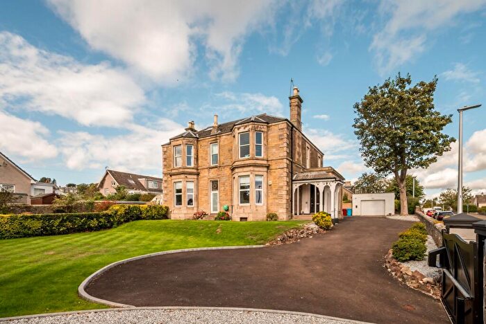 3 Bedroom Apartment For Sale In Campfield Road, Broughty Ferry, DD5