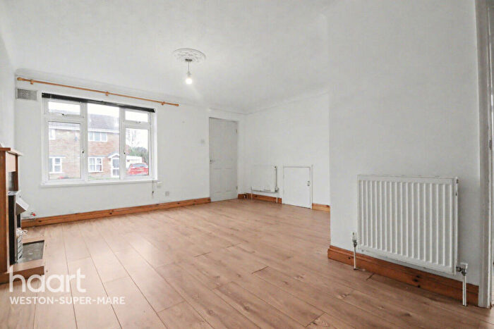 1 Bedroom Flat For Sale In Austen Drive, Weston-Super-Mare, BS22