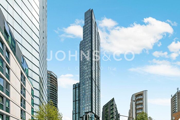 2 Bedroom Apartment For Sale In Carrara Tower, City Road, Bolinder Place, London, EC1V