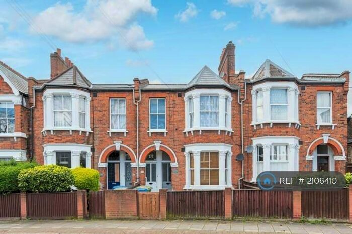 1 Bedroom Flat To Rent In Bellenden Road, Greater London, SE15