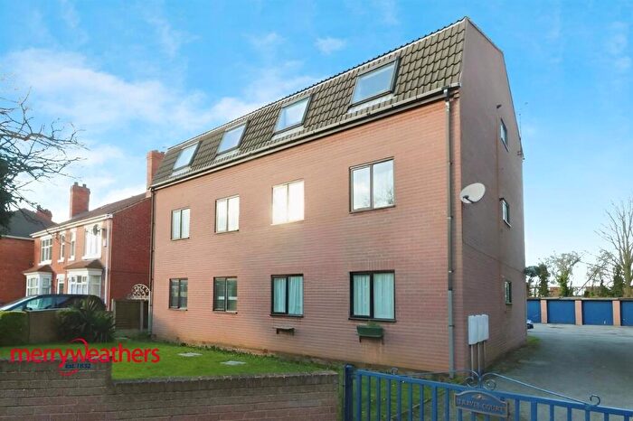 2 Bedroom Flat For Sale In Travis Court, Doncaster, DN4