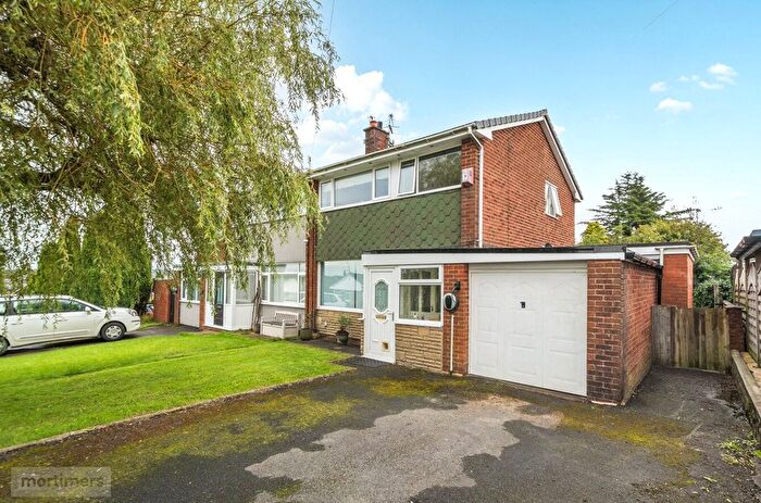 3 Bedroom Semi-Detached House For Sale In Cherryclough Way, Blackburn, Lancashire, BB2