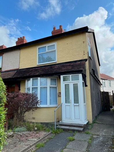 3 Bedroom Semi-Detached House To Rent In Marton Drive, Blackpool, Lancashire, FY4