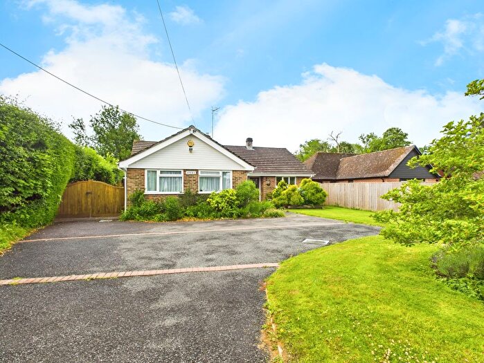 4 Bedroom Detached Bungalow For Sale In Park Street, Slinfold, Horsham, RH13