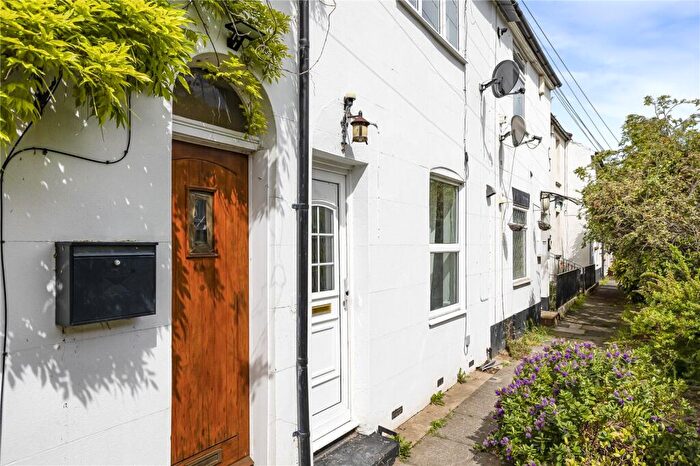 3 Bedroom Terraced House For Sale In Pelham Terrace, Gravesend, Kent, DA11