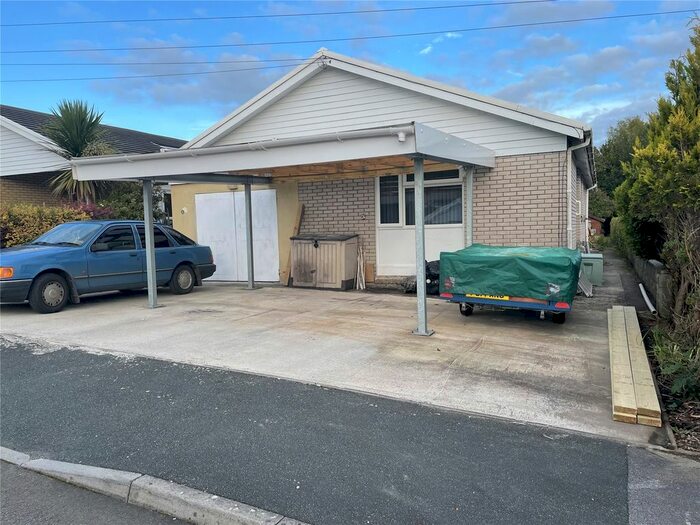 3 Bedroom Bungalow For Sale In Nant Yr Ynys, Llanpumsaint, Carmarthen, Carmarthenshire, SA33