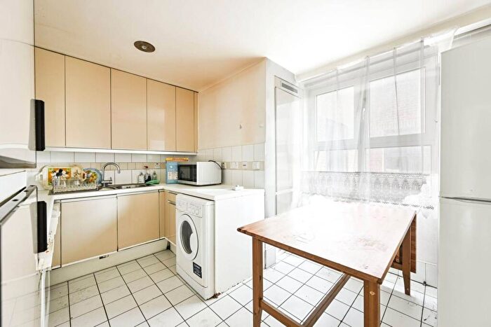 1 Bedroom Flat For Sale In Park Road, St John's Wood, London, NW8