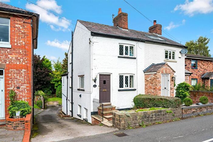 2 Bedroom Cottage For Sale In Knutsford Road, Wilmslow, SK9