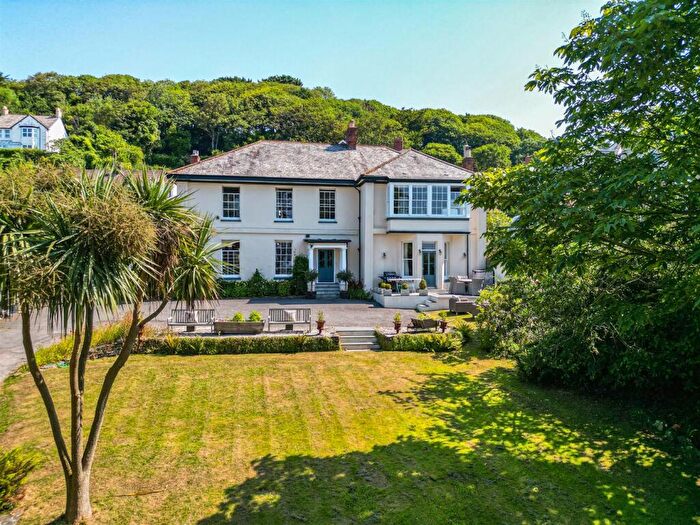 12 Bedroom Detached House For Sale In Hills View, Braunton, EX33