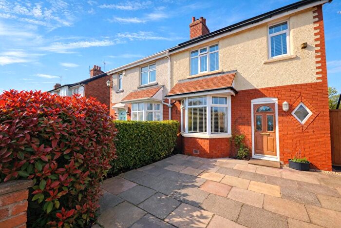 3 Bedroom Semi-Detached House For Sale In Station Road, Banks, Southport, Merseyside, PR9