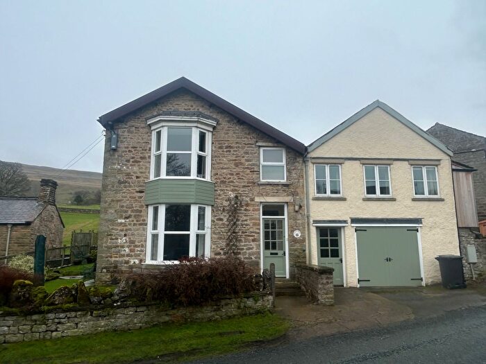 3 Bedroom Cottage To Rent In West Burton, Leyburn, DL8