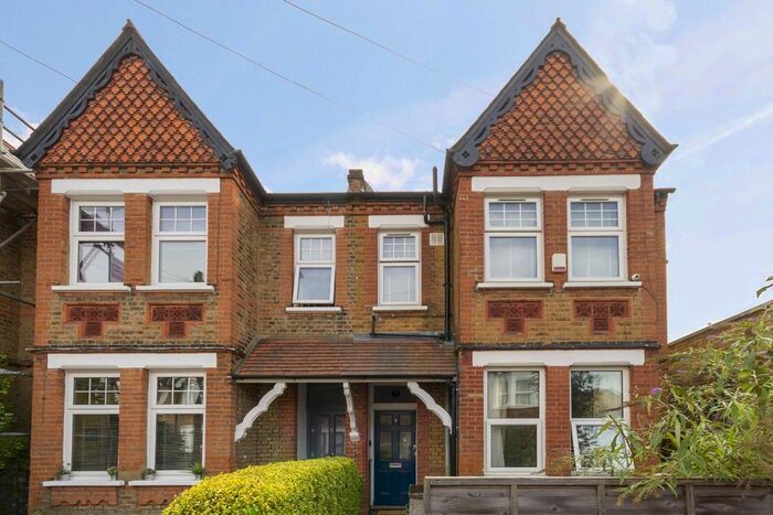 1 Bedroom Flat To Rent In Hatfield Road, London, W13