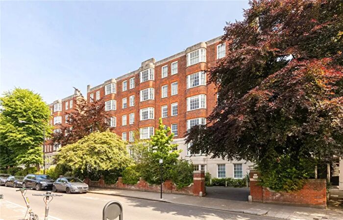 2 Bedroom Flat To Rent In Kensington Park Road, London, W11