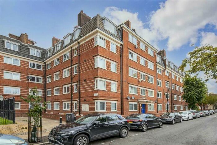 2 Bedroom Flat To Rent In Digby Street, Bethnal Green, E2