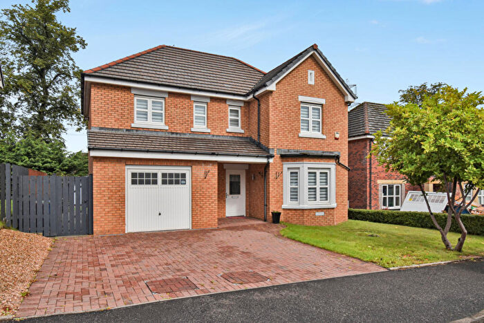4 Bedroom Detached House To Rent In Broomhouse Crescent, Uddingston, G71