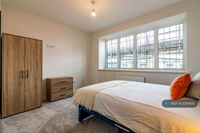 1 Bedroom Flat To Rent In A St Sepulchre Gate West, Doncaster, DN1