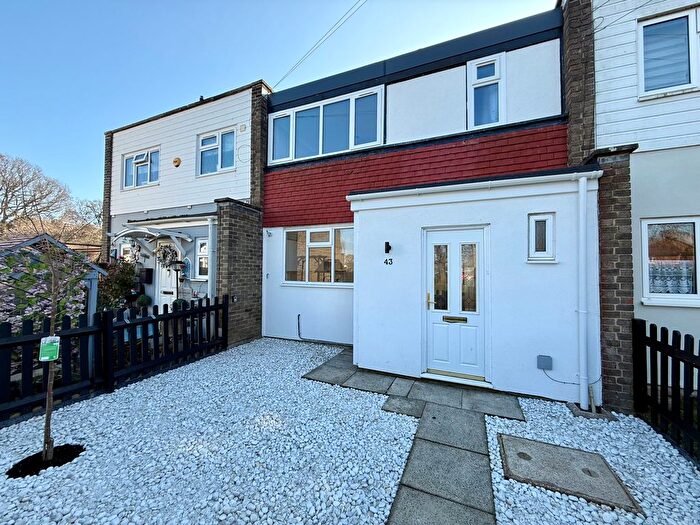 3 Bedroom Property To Rent In Amberley Drive, Bognor Regis, PO21