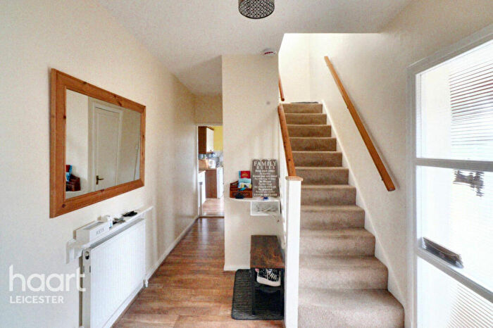 5 Bedroom Detached House For Sale In Uppingham Road, Leicester, LE5
