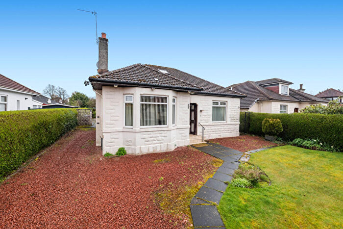 5 Bedroom Bungalow For Sale In Hexham Gardens, Maxwell Park, G41
