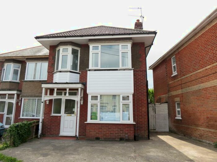 4 Bedroom House To Rent In Bedroom Semi Detached House In Winton, BH9