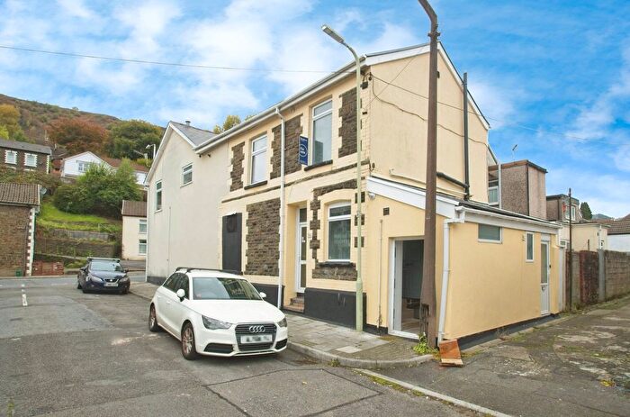 1 Bedroom Property For Sale In Ynyshir Road, Porth, CF39