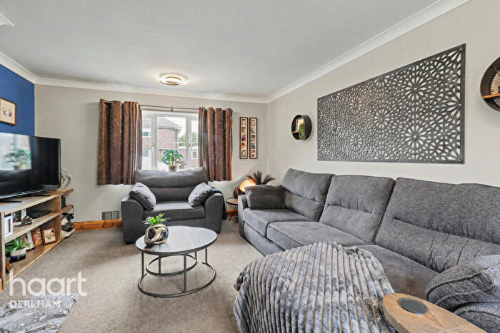 3 Bedroom Terraced House For Sale In Gordon Road, Dereham, NR20