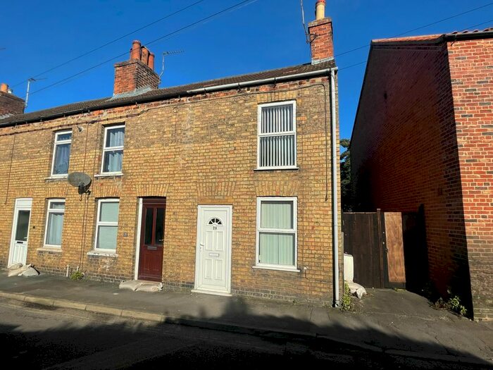 2 Bedroom End Of Terrace House To Rent In Dear Street, Market Rasen, LN8
