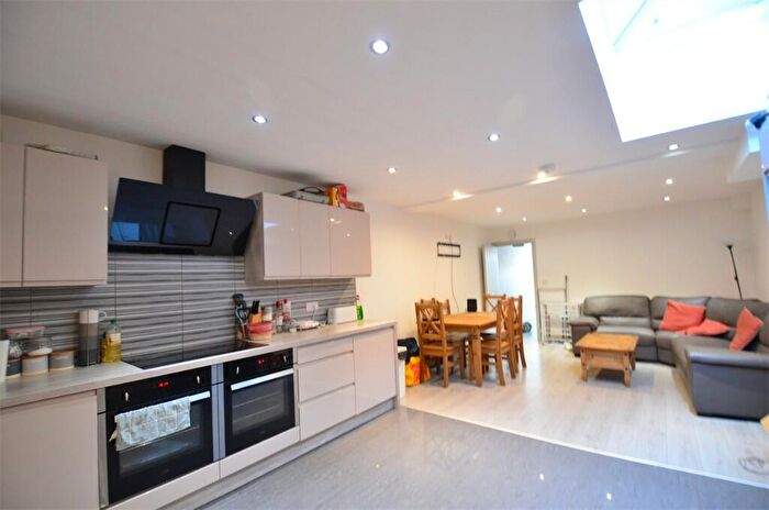 7 Bedroom Terraced House To Rent In Heeley Road, Selly Oak, B29