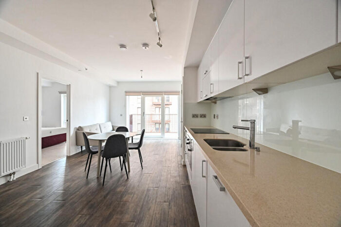 1 Bedroom Flat To Rent In Adlay Apartments, , Silvertown, London, E16