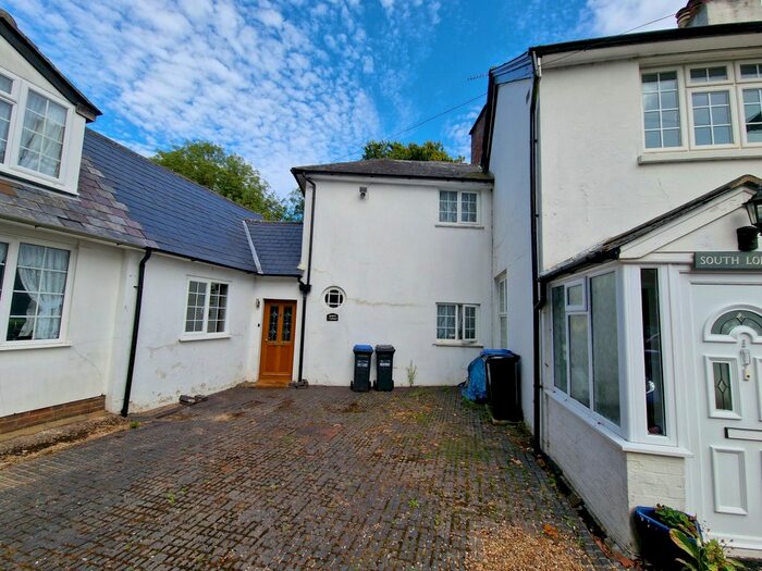 1 Bedroom Flat For Sale In Southlands, Cuckfield Lane, Warninglid, Haywards Heath, West Sussex, RH17