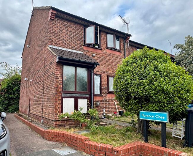 1 Bedroom Flat For Sale In Florence Close, Harlow, CM17