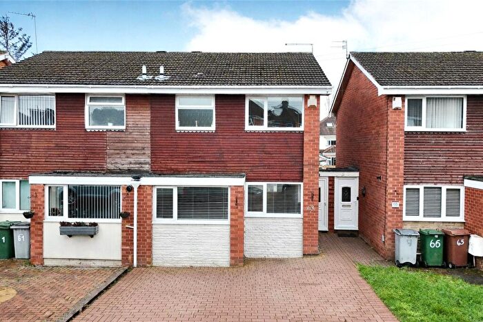 3 Bedroom Semi-Detached House For Sale In Girtrell Road, Saughall Massie, Wirral, CH49