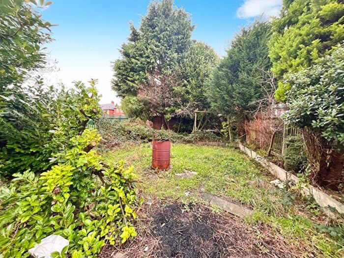 3 Bedroom End Of Terrace House For Sale In Malton Avenue, Deane, BL3