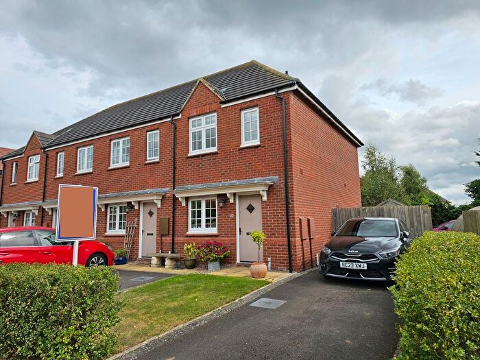 2 Bedroom End Of Terrace House For Sale In Choules Close, Pershore, Worcestershire, WR10