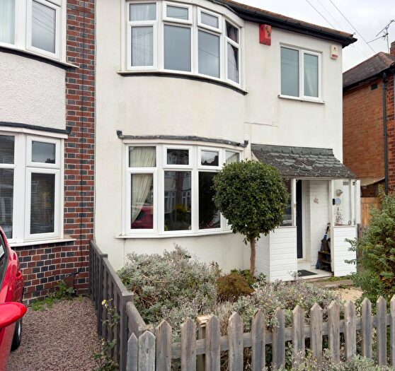 3 Bedroom Semi Detached House For Sale In Monica Road, Leicester, LE3