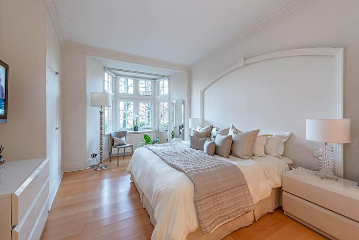 4 Bedroom Flat For Sale In Parkside, Knightsbridge, SW1 - Photo 2