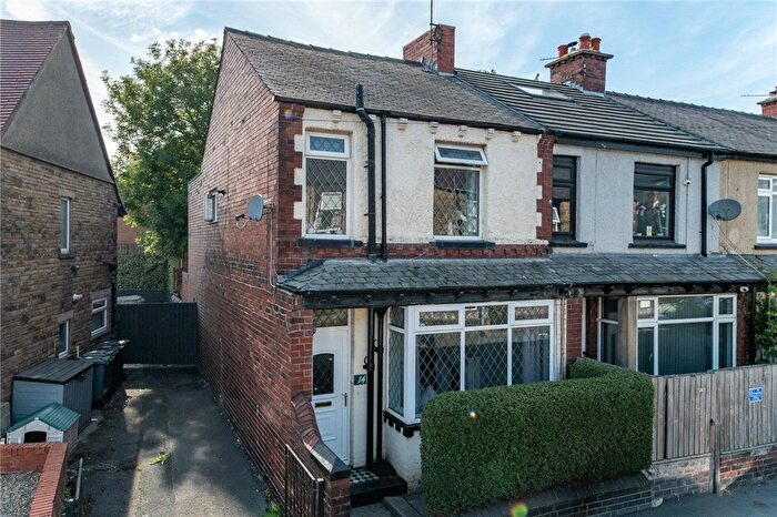 3 Bedroom End Of Terrace House For Sale In Watson Street, Morley, Leeds, West Yorkshire, LS27