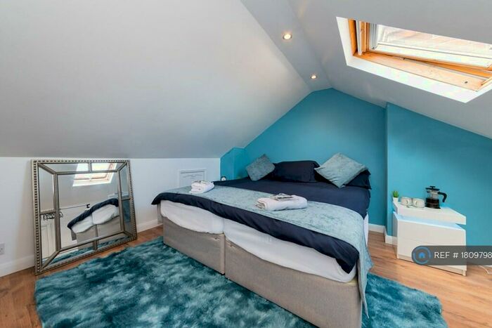 1 Bedroom Terraced House To Rent In Waldeck Street, Reading, RG1