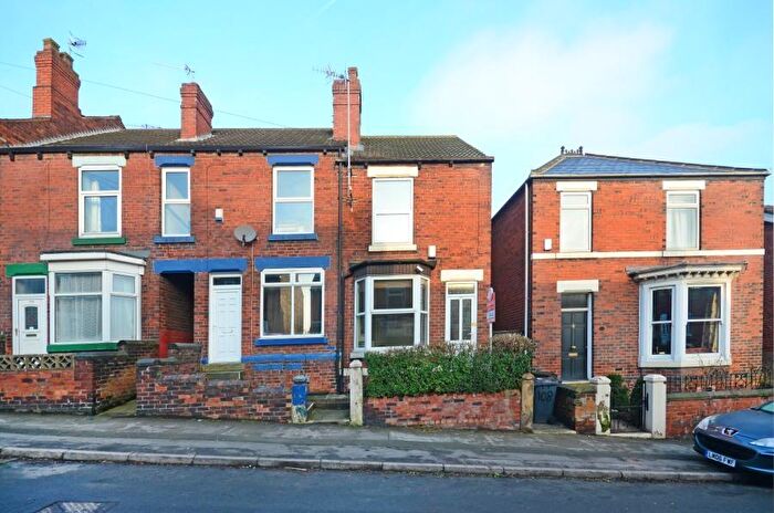 2 Bedroom Terraced House To Rent In Pitt Street, Kimberworth, S61