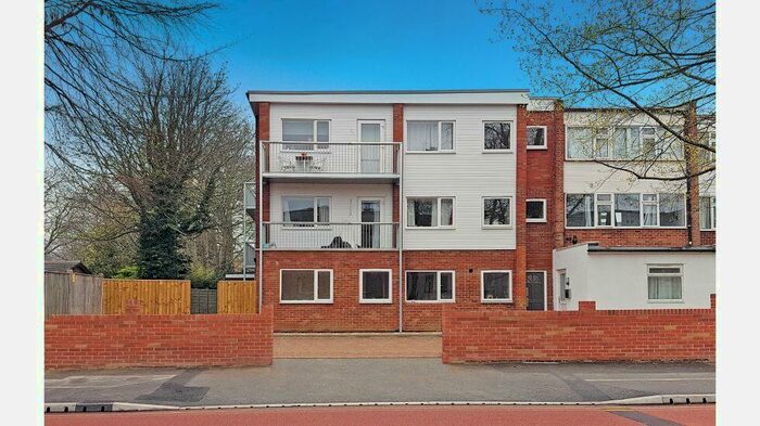 2 Bedroom Flat To Rent In A London Road, Oxford, OX3